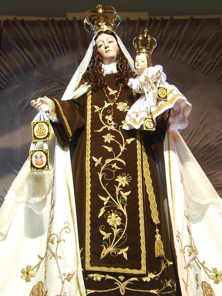Our Lady of Mount Carmel statue with Brown Scapular