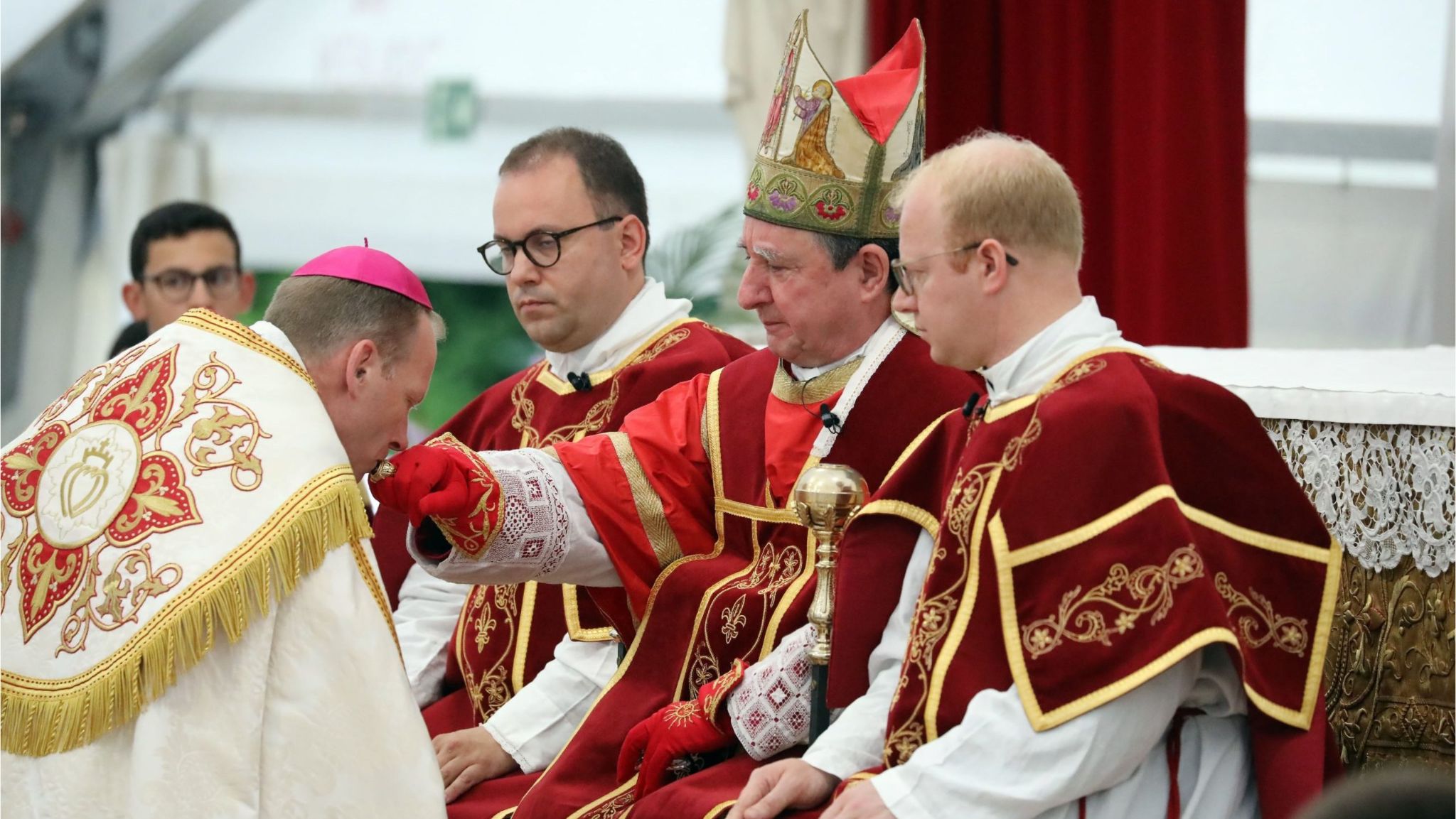 SSPX appeal Vatican schism decree, newly consecrated bishops in Écône